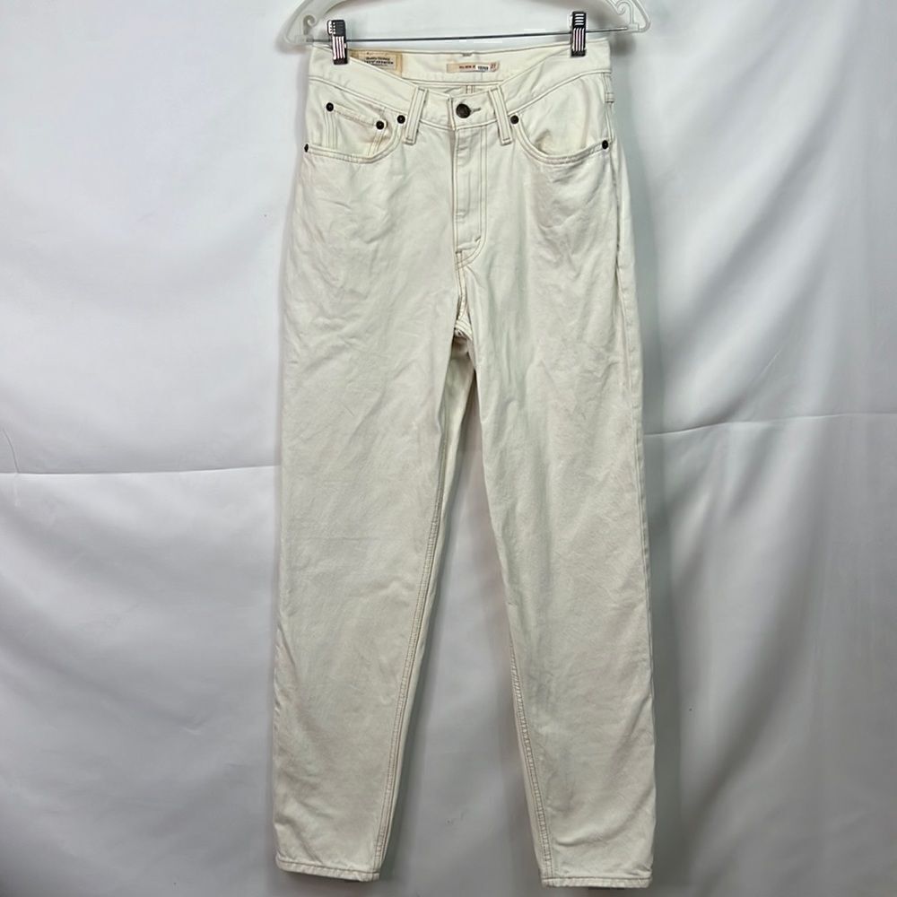 Levi’s premium Cream jeans 80s mom BigE all cotton size 27